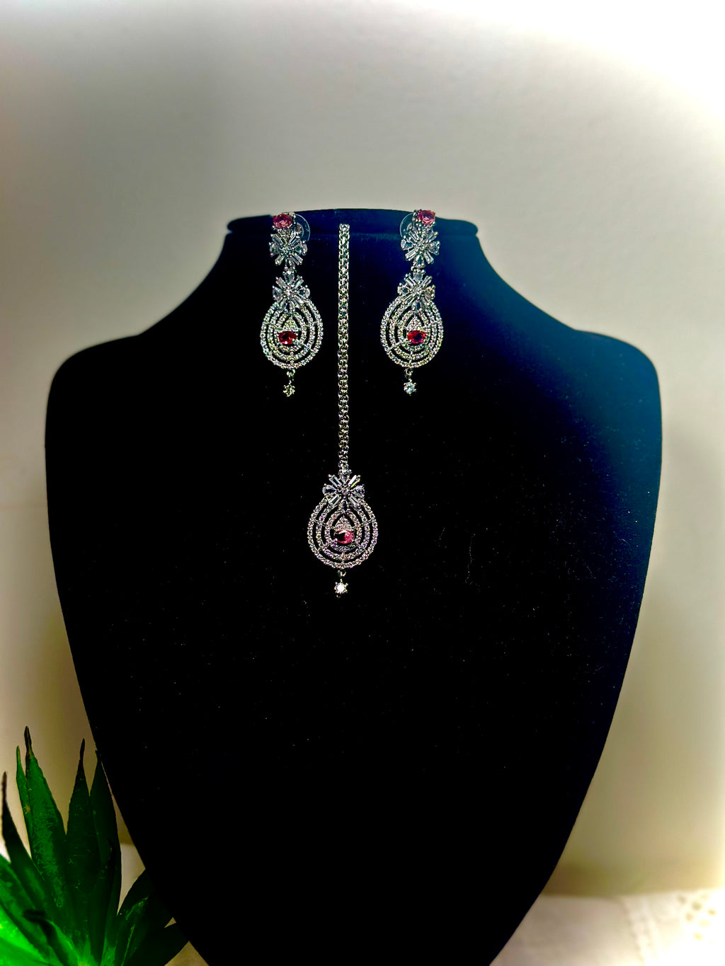 Sia Royal Kundan and Emerald Chandbali Set