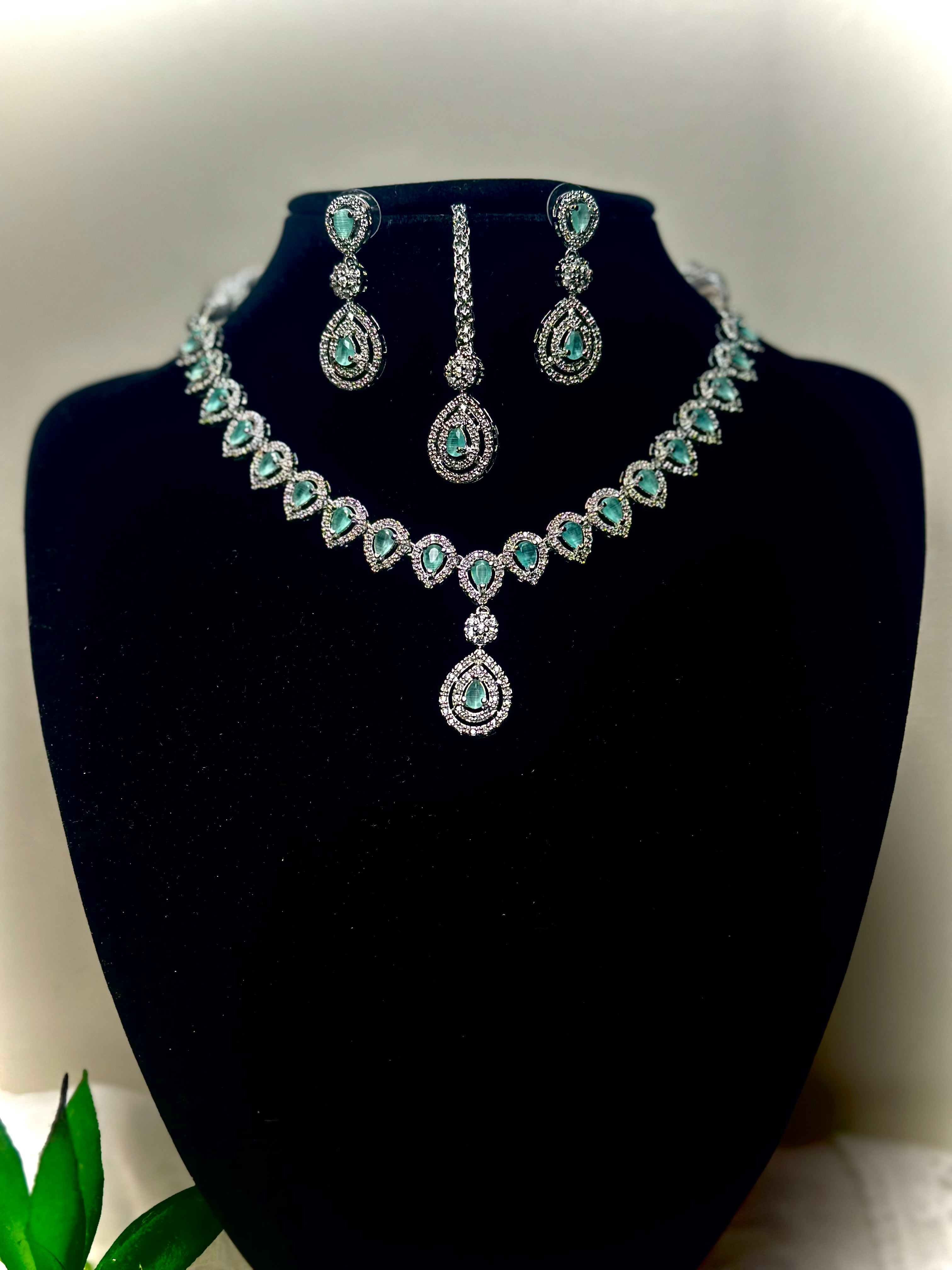 Mint teardrop Maang Tikka & Choker Set