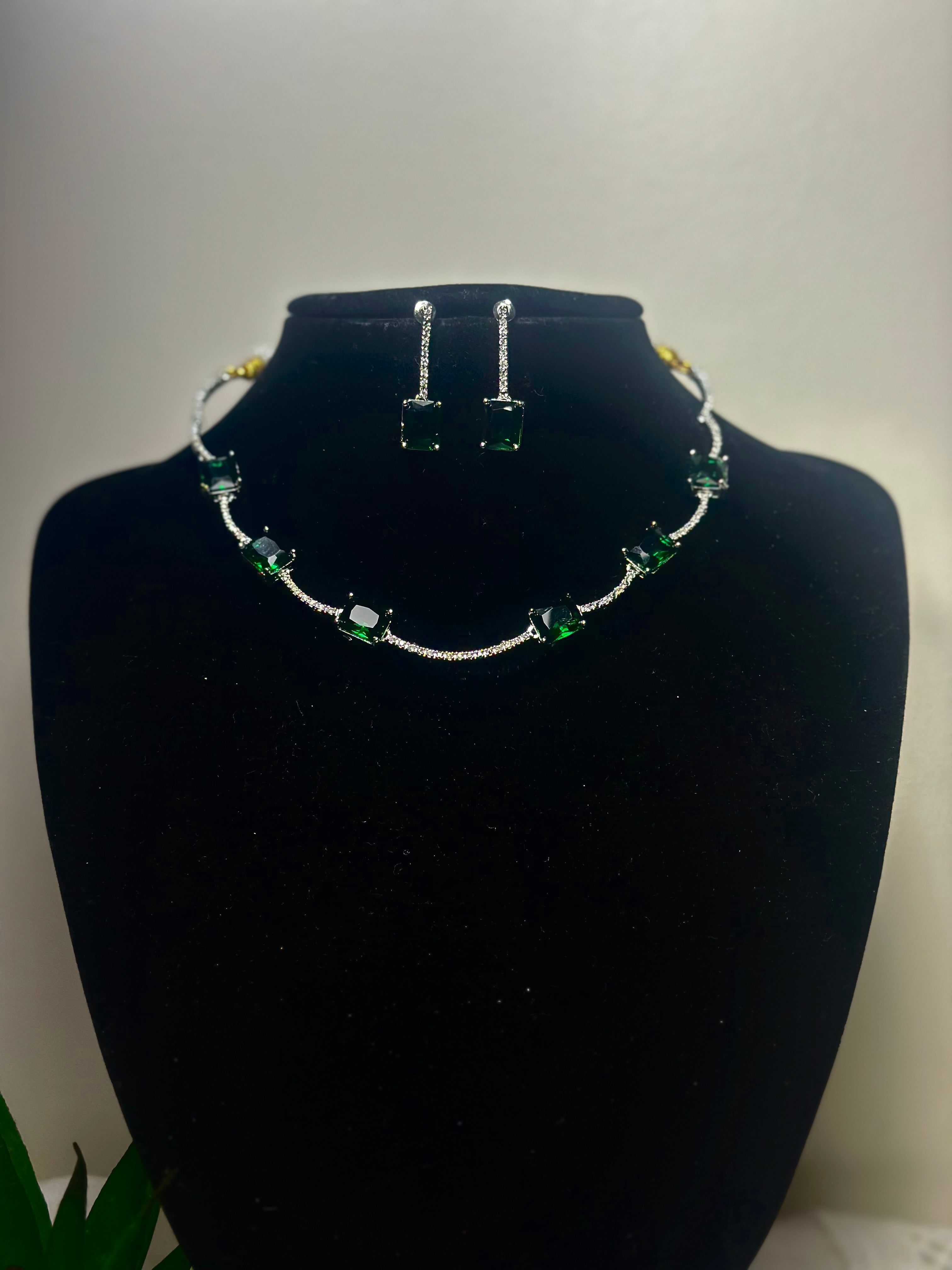 Emerald Envy Minimalist Cushion Cut Set