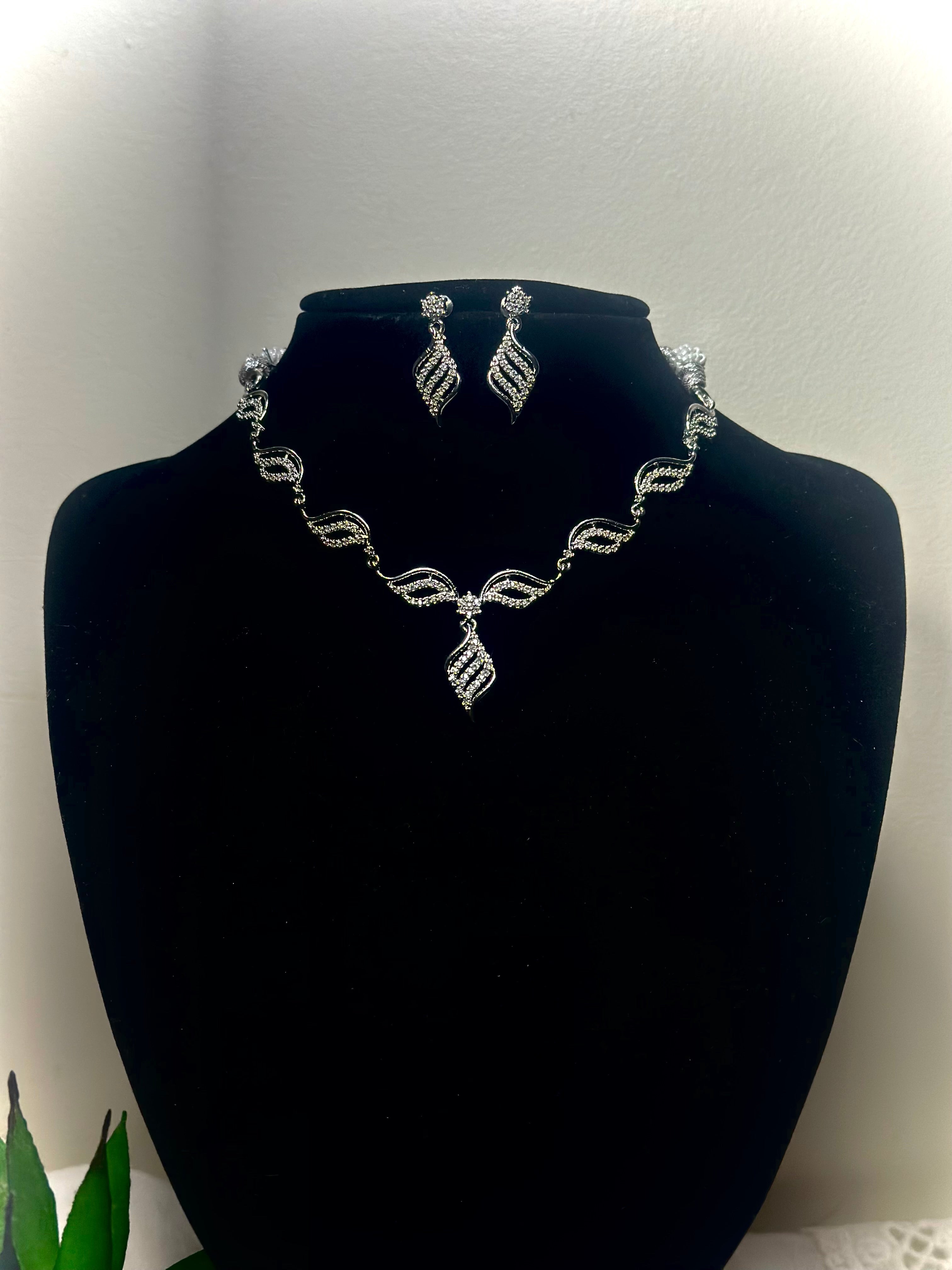 Whispering Waves Delicate Pendant Necklace Set
