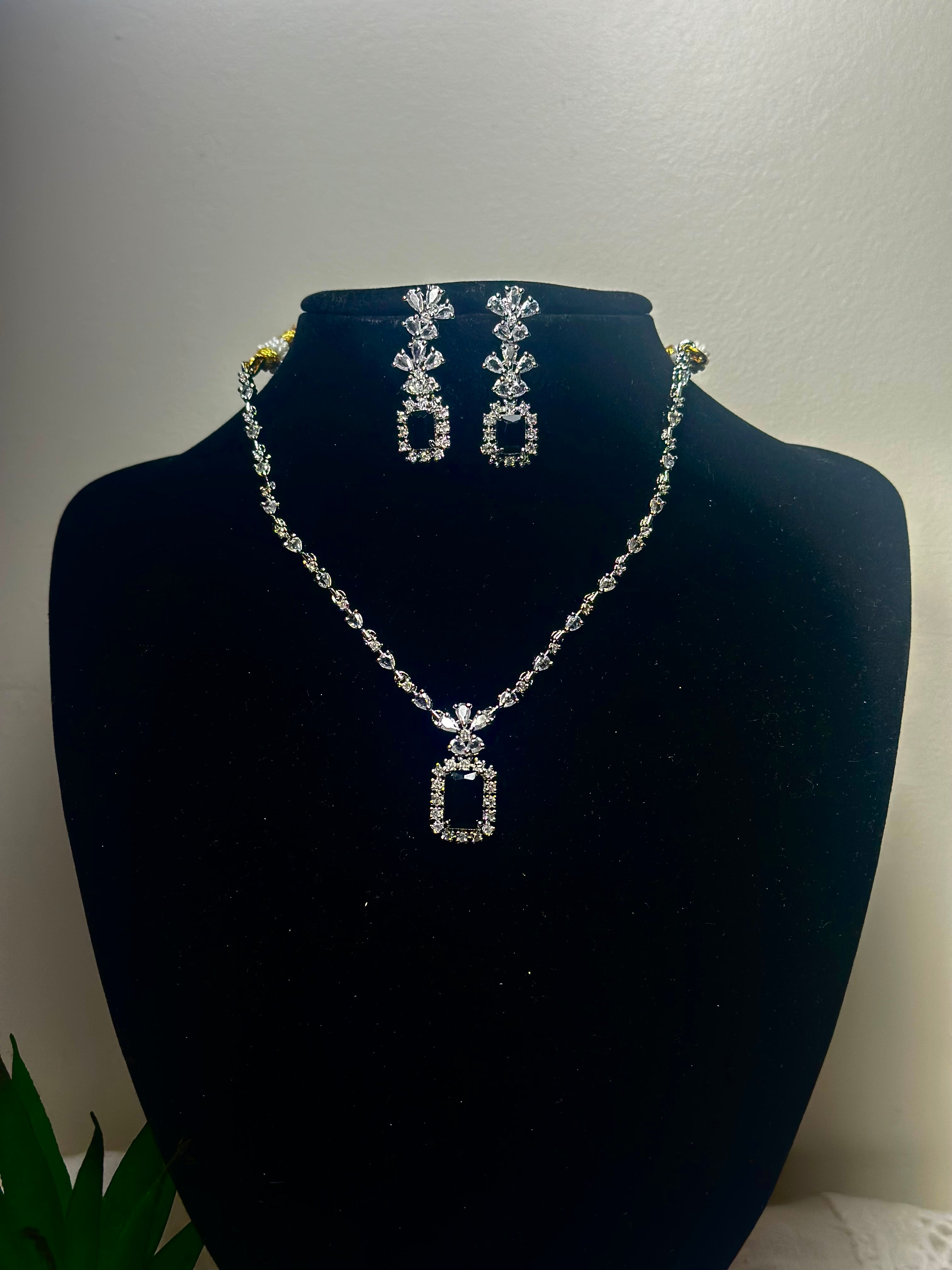 Majestic Onyx Empress Pendant Necklace Set