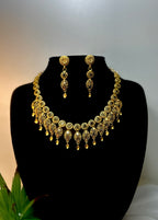 Royal Lattice Filigree Droplet Necklace Set