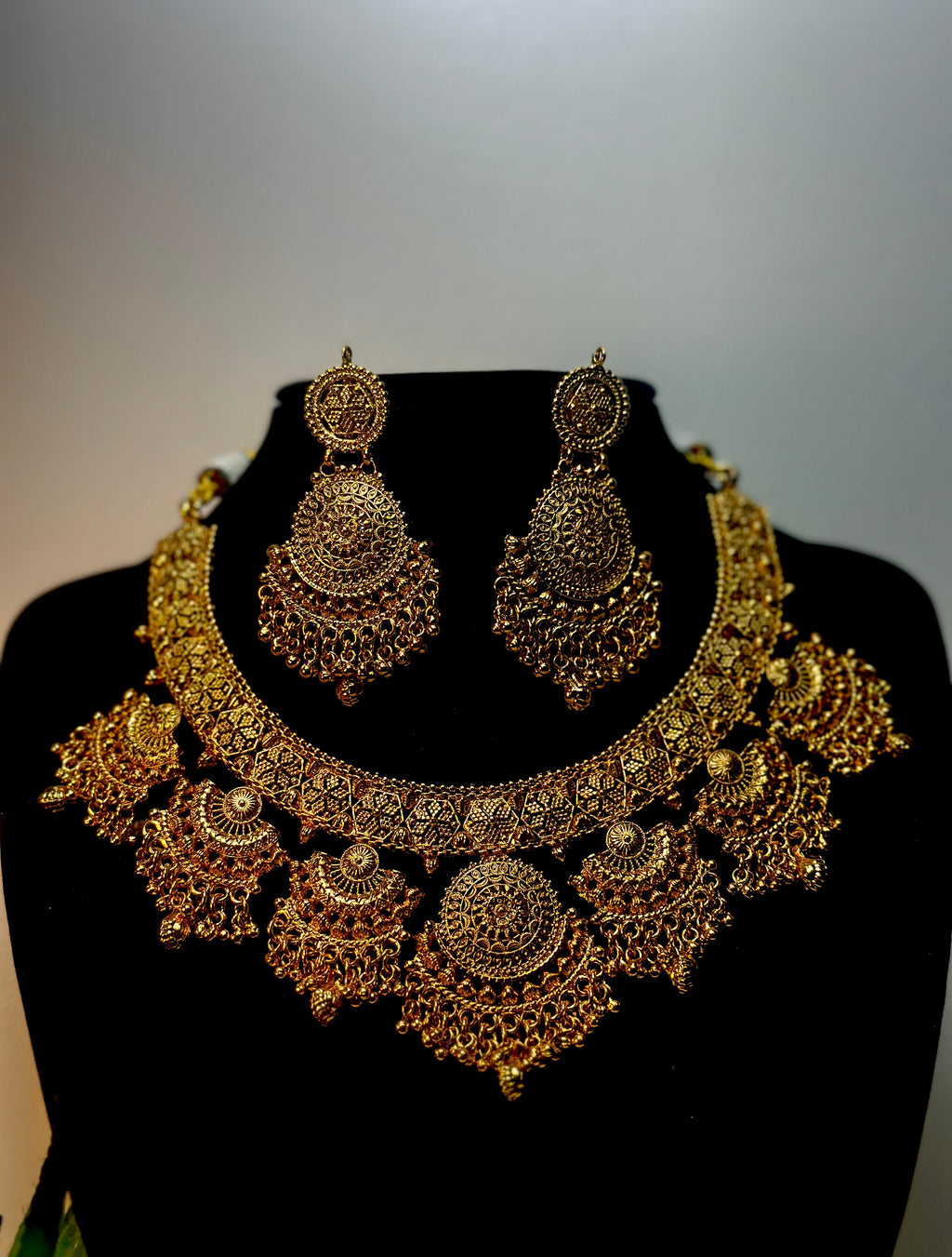 Shahi Kundan-Style Antique Jhumka Bridal Set