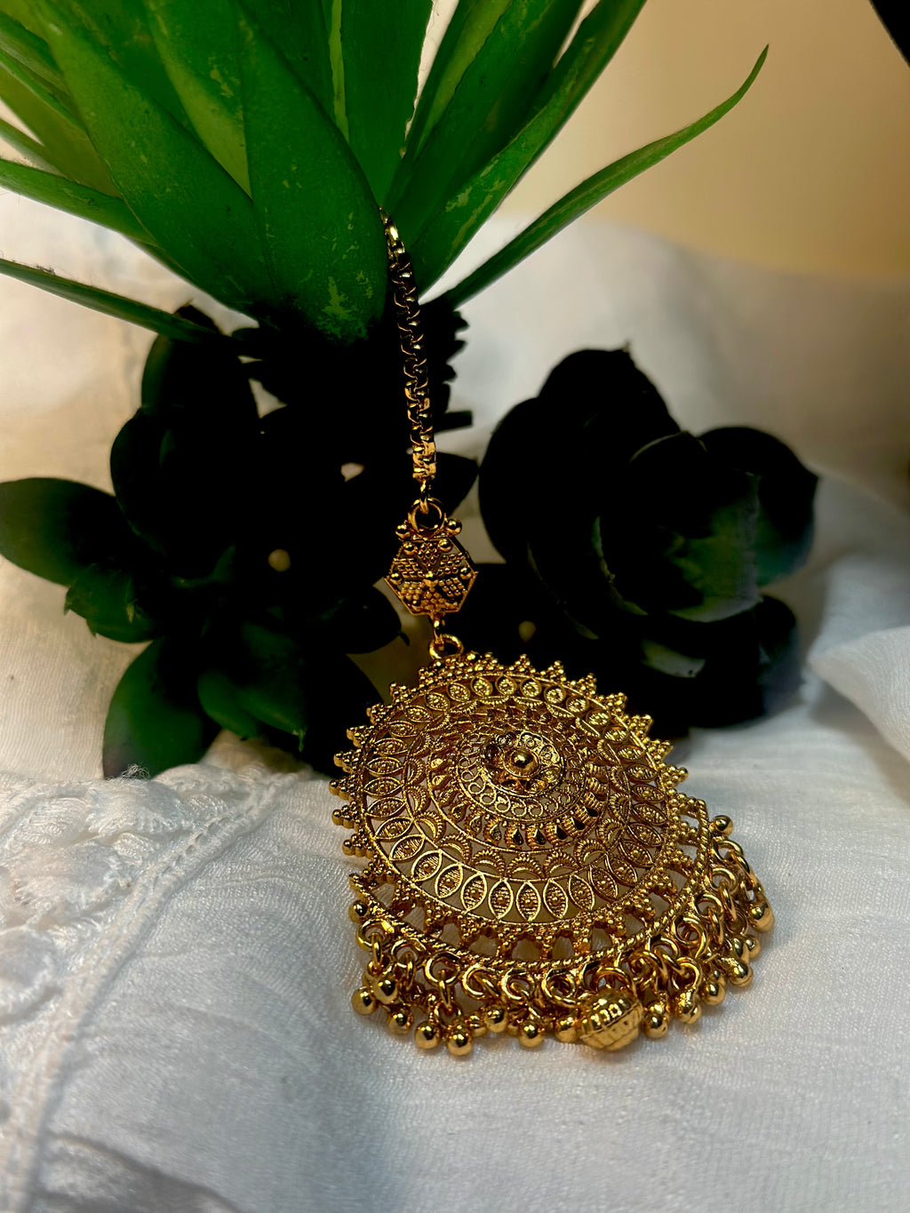 Shahi Kundan-Style Antique Jhumka Bridal Set