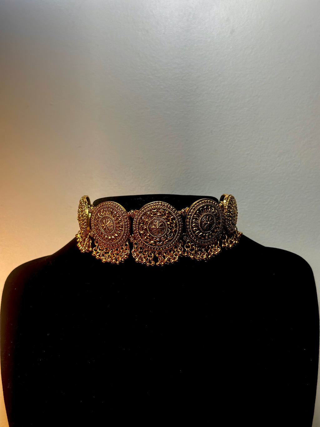 Heritage Medallion Statement Choker Necklace Set