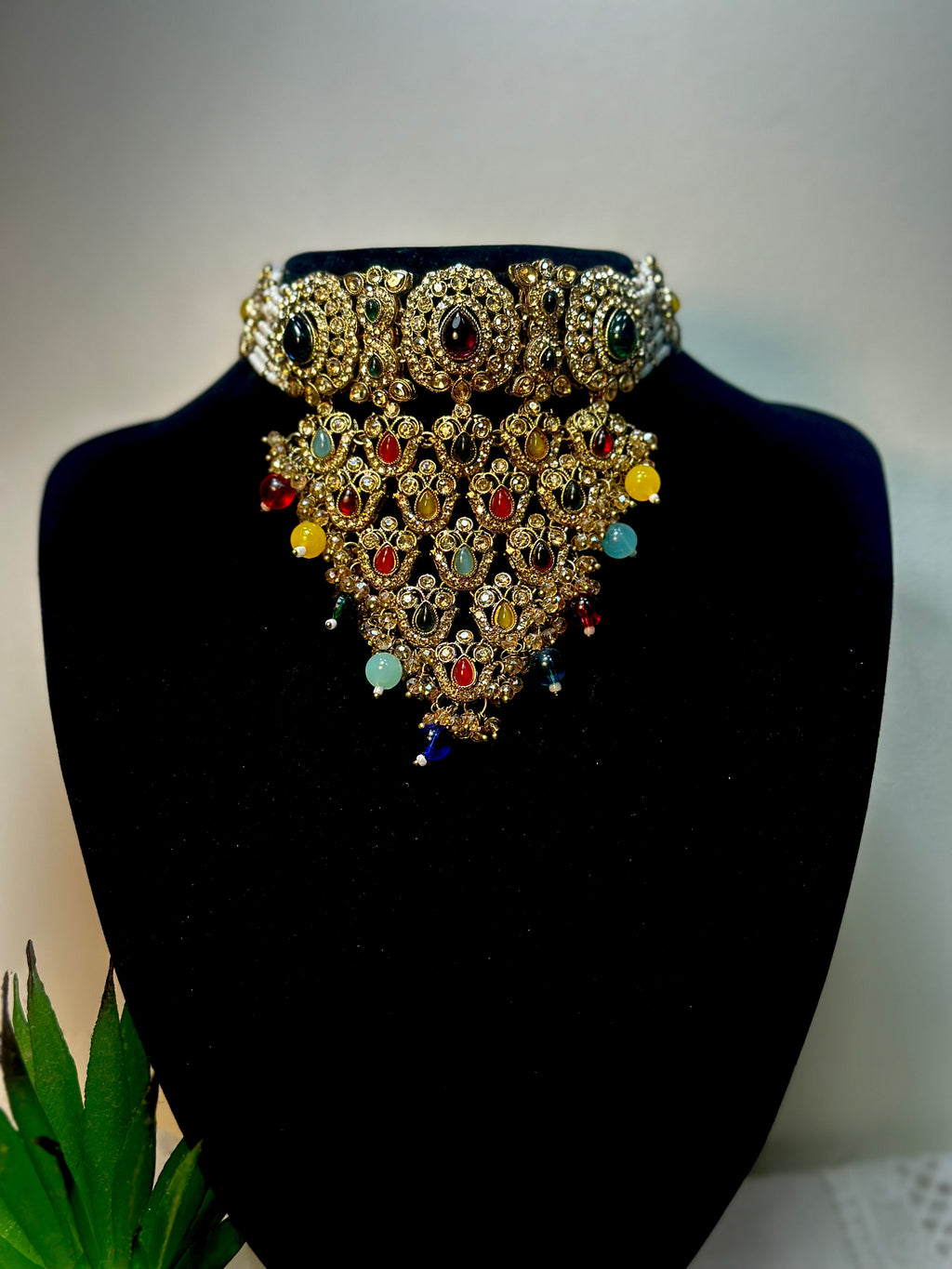 Maya Royal Kundan Crescent Choker Set
