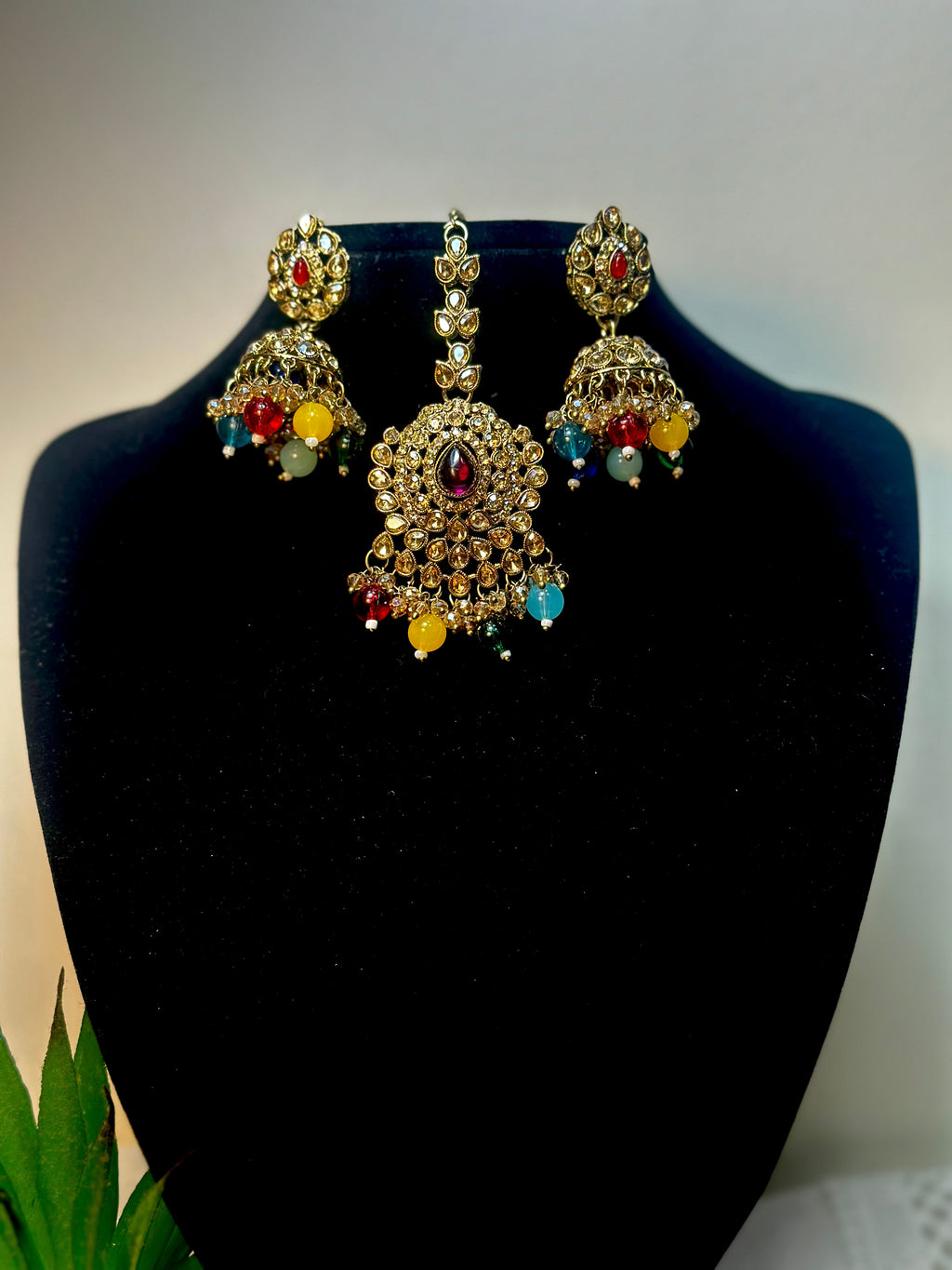 Maya Royal Kundan Crescent Choker Set