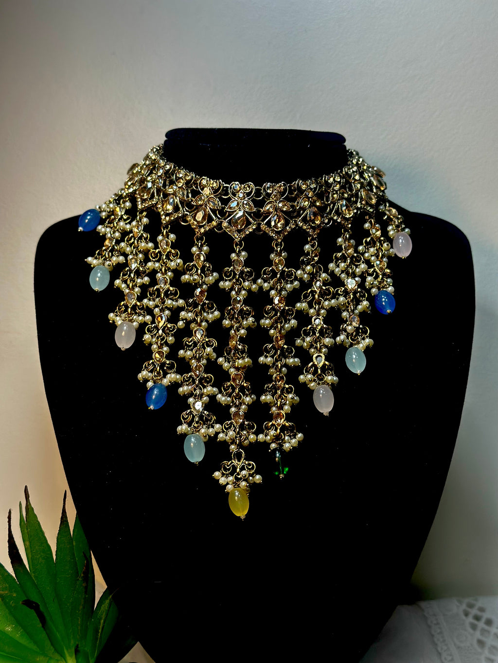 Noor Vintage Kundan Crescent Meenakari Set